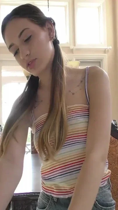 Sera Ryders Sexy Bush Is Irresistible to Her Stepdad