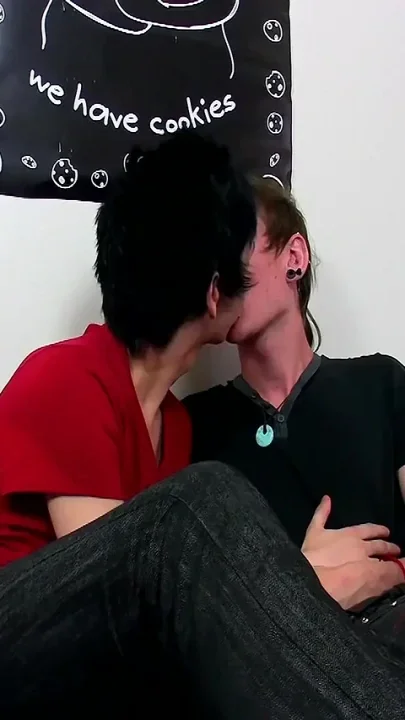 Jason Gets a Big Twink Cock