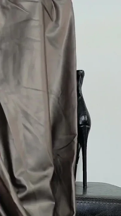 Boots Asmr - Close up