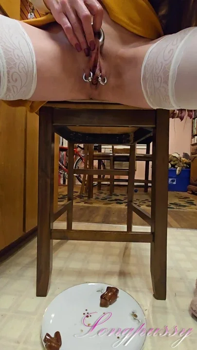 Longpussy Desert some Nectar and clean-up privileges for subby Clip 1