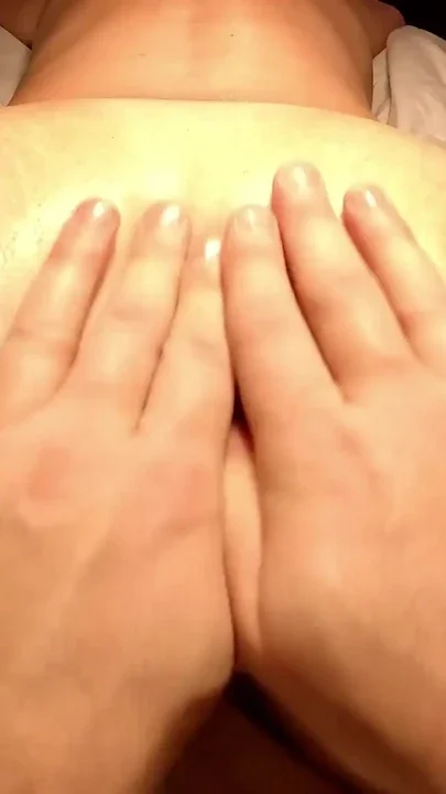 I'm massaging that fat ass Clip 1