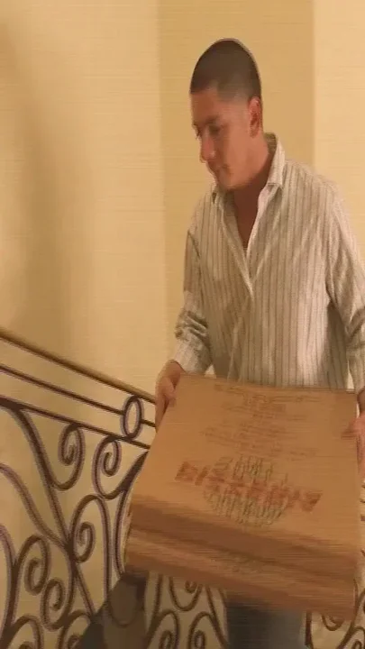 Hot Couples Scene-4horny Housewife Loves the Pizza Maker's Cock