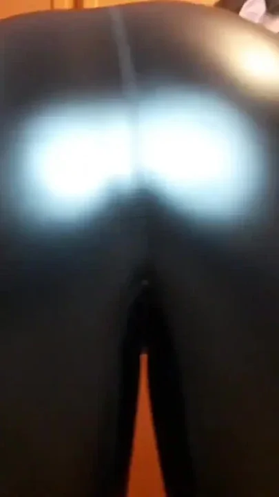 Farting and walking in black leather pants Clip 2