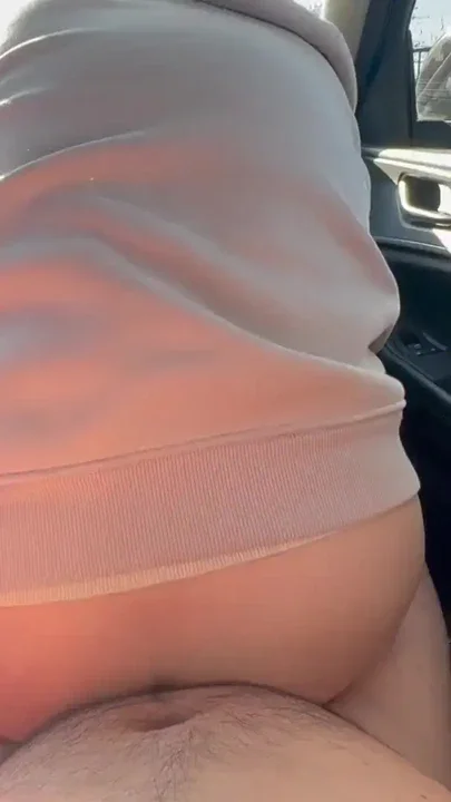 Yummy Jimmy and Slutty Kitty get horny in the car and start to fuck in public Clip 1