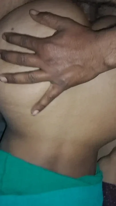 Brother-in-law fucked a mare by putting it in the ass of neighbor's sister-in-law Clip 2
