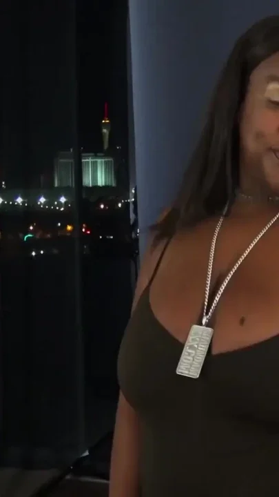 Foxxxy takes the 2 load challenge