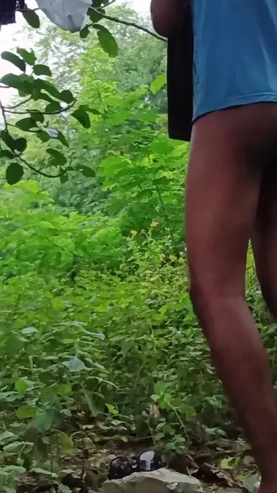 Amaas Khan in dangerous forest Clip 1