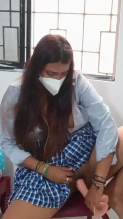 College masturbates - hot schoolgirl Clip 2