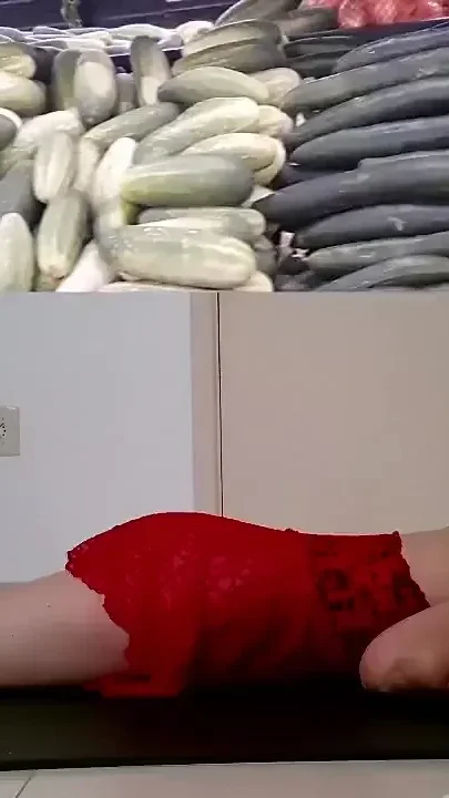 I dreamed with cucumber comming into my holes