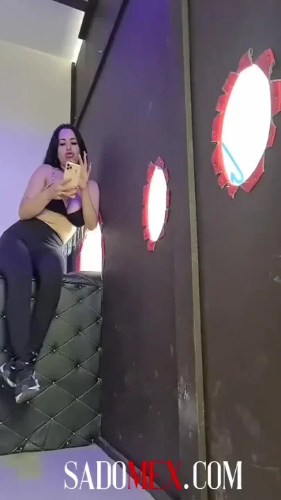 Beautiful big tits slut fuck without condom whit a stranger in glory hole