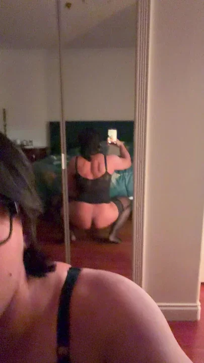 Want to Bounce on Cock