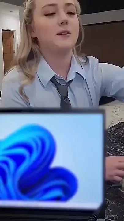 His Horny Stepdaughter Knows the Best Secretaries Fuck Their Bosses While They Work