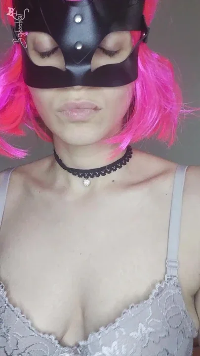 Hear me moan as I masturbate with my kitty mask and tits