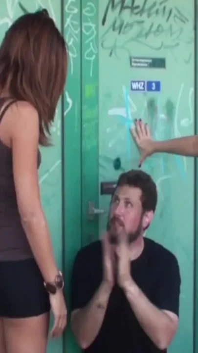 Slapping outdoors