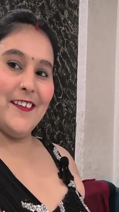Pizza Delivery Guy Fuck Indian Lady for Free Pizza
