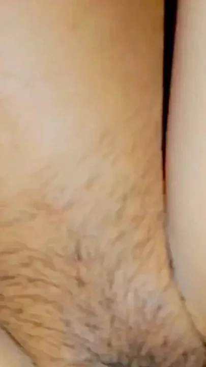 Deshi bhabhi ko usi ke badroom mein jaakr choda raat ko hindi Audio Clip 1