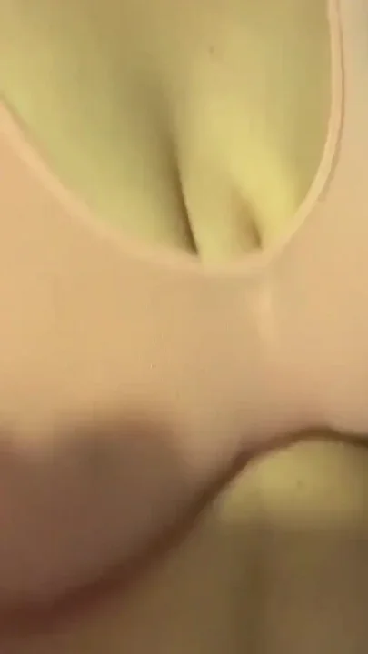 SSBBW Posing Flashing My Big Boobs Spanking My Booty