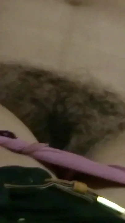 I jerk off looking at my beautiful stepmother's hairy pussy I want to fuck her Clip 2