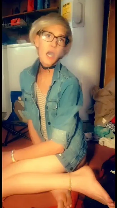 Solo Dildo in My Ass