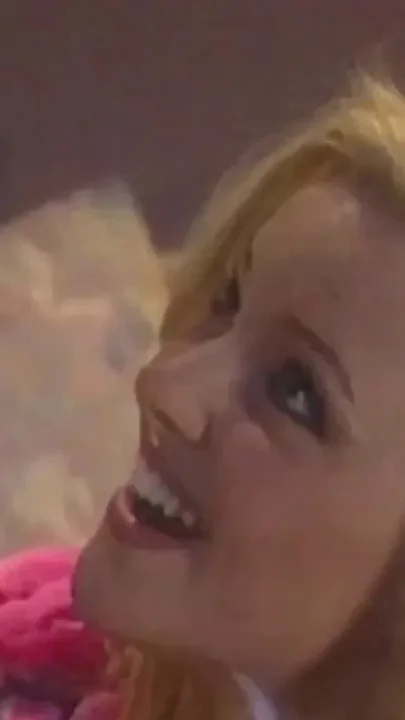 Retro Hot Fuck Me MILF Blondi