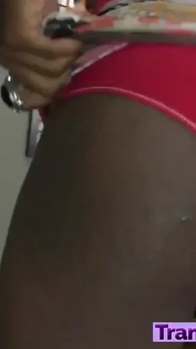 Sexy ebony trans girl masseuse cocks off