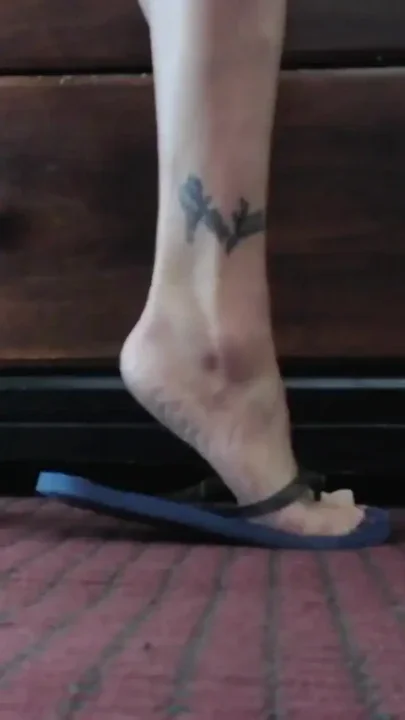 Natural shoe play flipflops