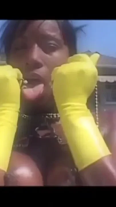 Sexy big boobs black girl anal penetratedcum in mouth