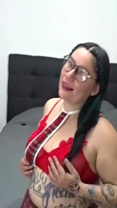 Hotwife Go Crazy for Her Favorite BBC Bull