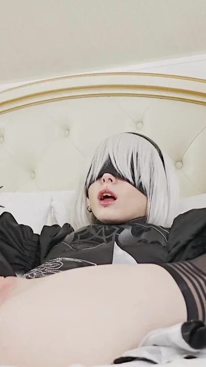 Nier automata 2b loves to be tied up and fucked in her tight pussy Karneli Bandi