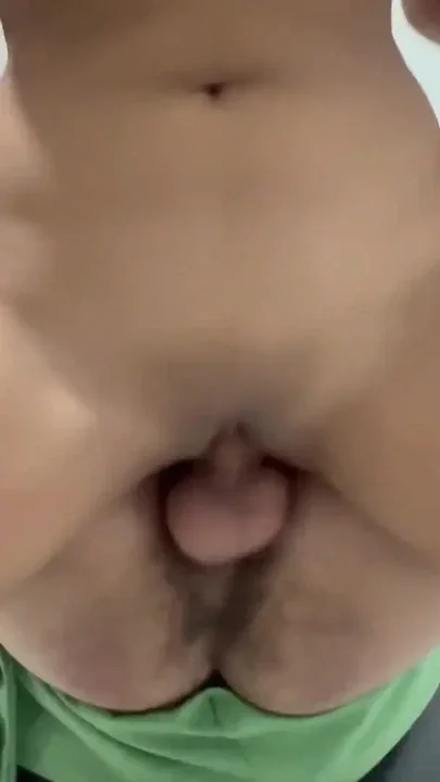 My stepsister with huge ass fucks hard with me until she ends up in a rich squirt Clip 1