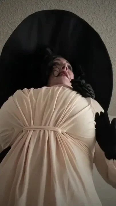 Lady Dimitrescu wants your seed