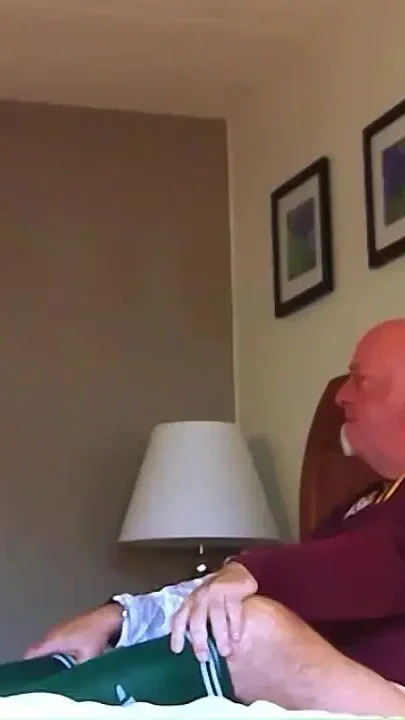 Coach Gives Massage - and Gets a Lot More