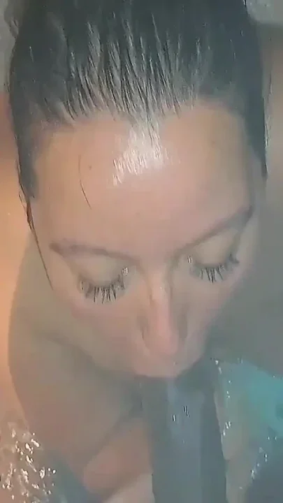 WildEnglishBBW BBC Nata4sex amazing Hot tub oral sex