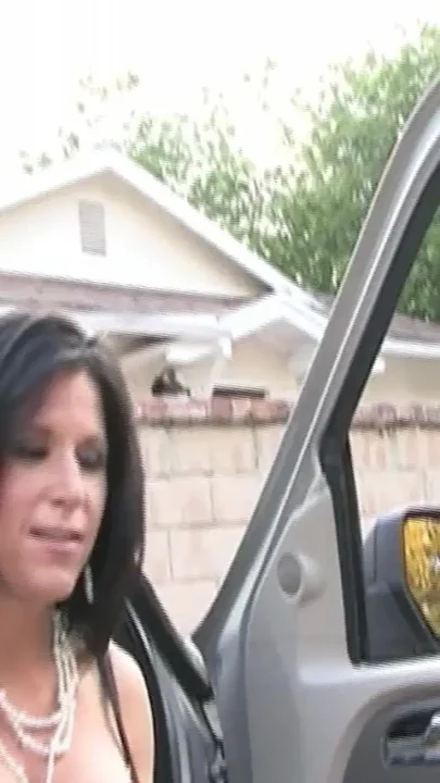 BBC Fingers MILF Pussy Till Sloppy Squirting Explosion