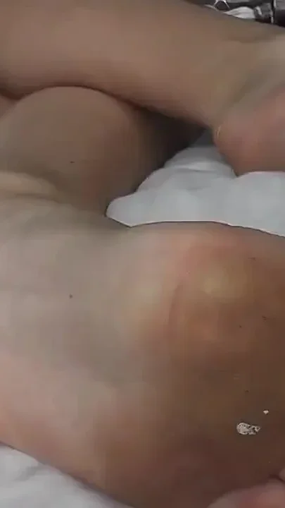 Danielle Maye Dirty Feet Ignore