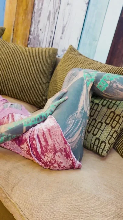 Sexy Alt Dreadhead Girl Rides a Big Cock with Her Ass