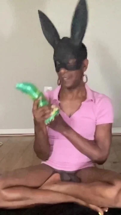 236 Inch Huge Monster Dildo Review
