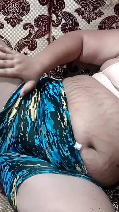 Indian Boudi Show Body With Husband In Video Call Clip 1