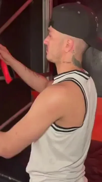 Welater Linares fucked raw by One Camillo