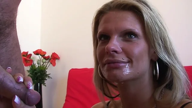 Hot granny sucks a massive cock then rides it to mouth cumshot