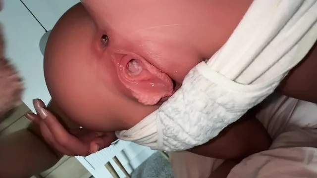 I laid out napkins on the table to wipe the cum off your face
