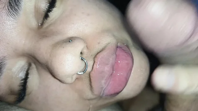 SHE WANTS CUM ON HER LITTLE BITCH FACE THE CUCKOLD FILLS WITH ALL THE HORNINESS