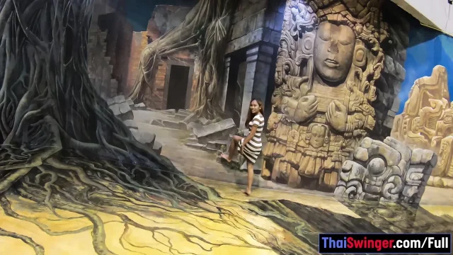Art museum visit with big ass Thai GF got her horny for sex