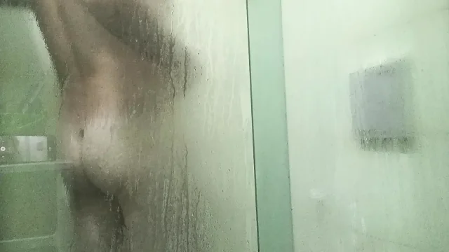 Warm bath and soft cock cumshot Natural bodies