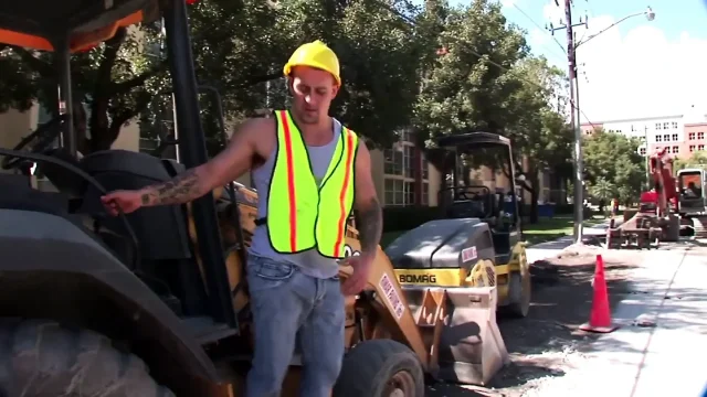 Blonde bitch gets fucked by street worker