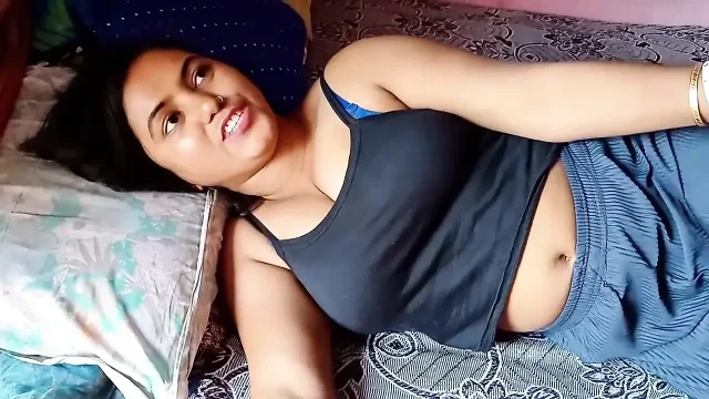 Desi Village girl tight pussy outdoor xxx video Desi Village hot girl sex