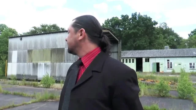 Huge muscle cock loves in pussy