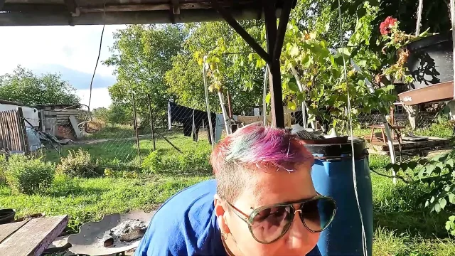 Outdoor Ball Sucking Blowjob with Cum in Mouth in the Garden