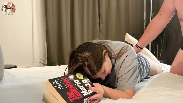 Reading was interrupted with quick ass pounding anal creampie