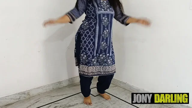 Indian Gasti Nude Mujra on Punjabi Song